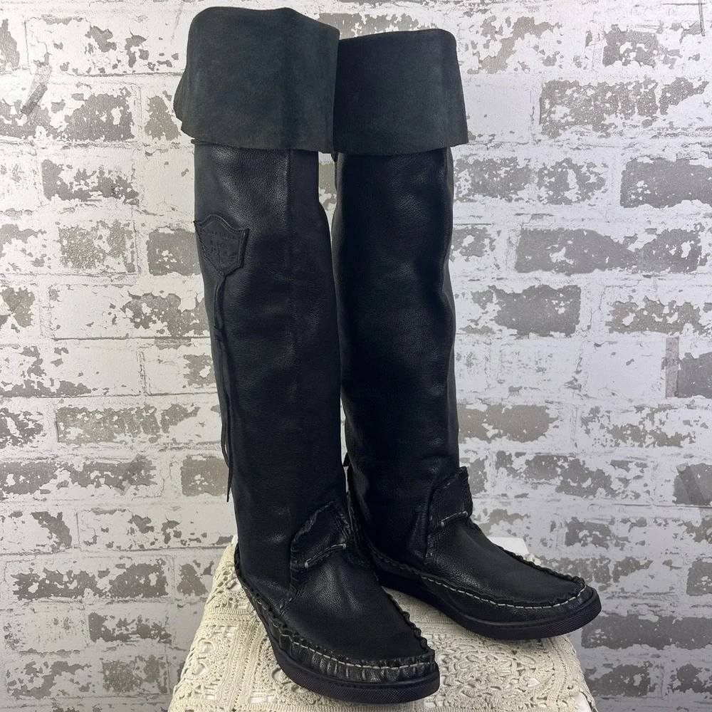 El Vaquero Black Majove Over The Knee Moccasin Boots Sz38 US 7.5-8 Leather Moto